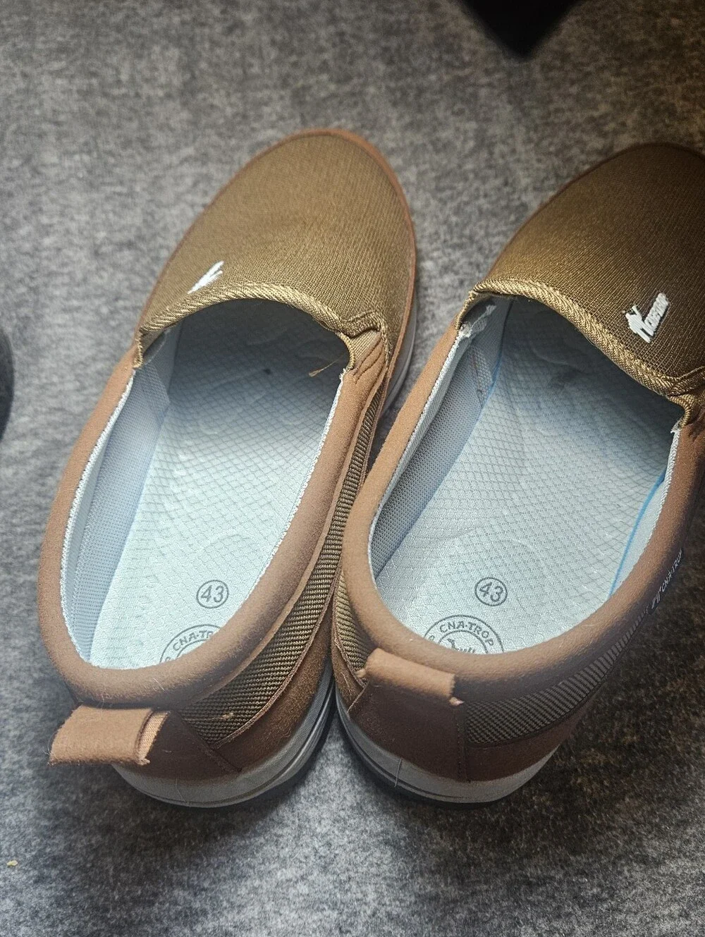 Brown Trop Orthopedic Slip-On Men's Casual Sneakers. Size 9